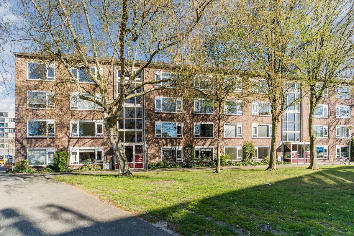 Magelhaensstraat 3 - B Photo Blur 4