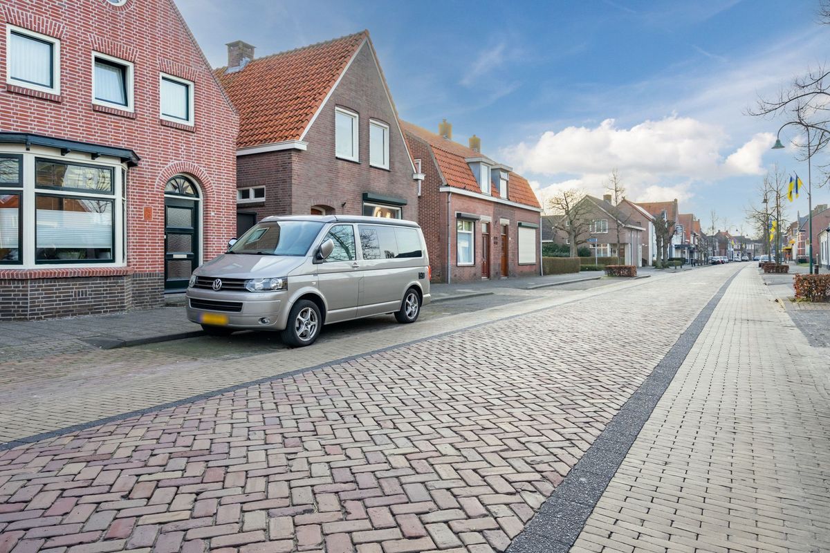 Nieuwstraat - rijwoning Photo Blur 2