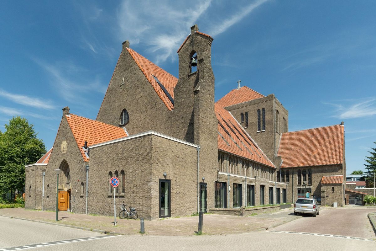 Sint Jozefplein 2 Photo Blur 3