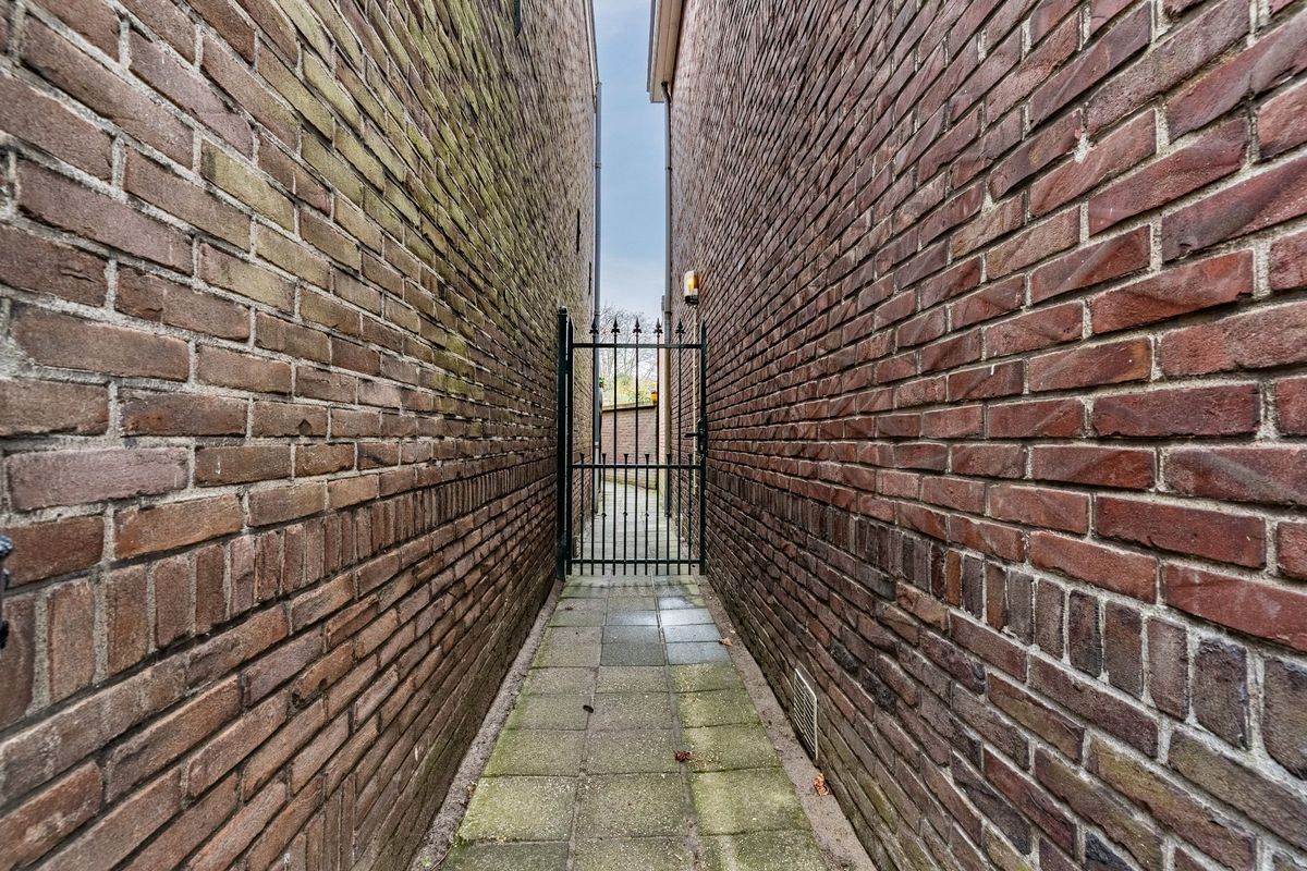 Parallelweg 15 Photo Blur 65