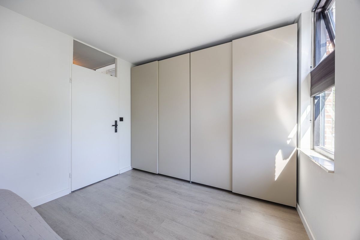 Jeroen Boschstraat 66 Photo Blur 36