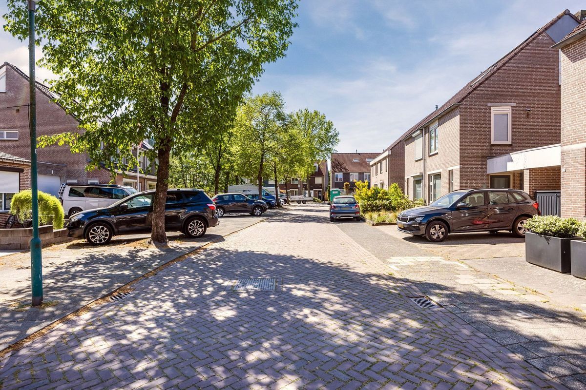 Jeroen Boschstraat 66 Photo Blur 56