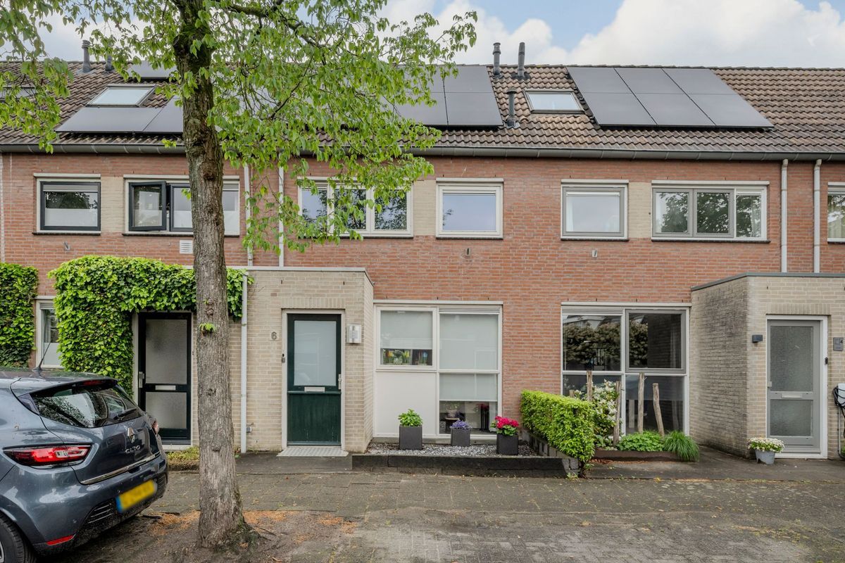 Pastoor Conincxstraat 6 Photo Blur 0
