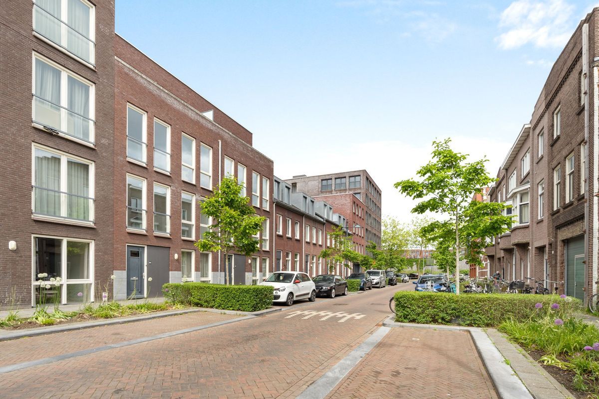 Menno van Coehoornstraat 17 Photo Blur 34