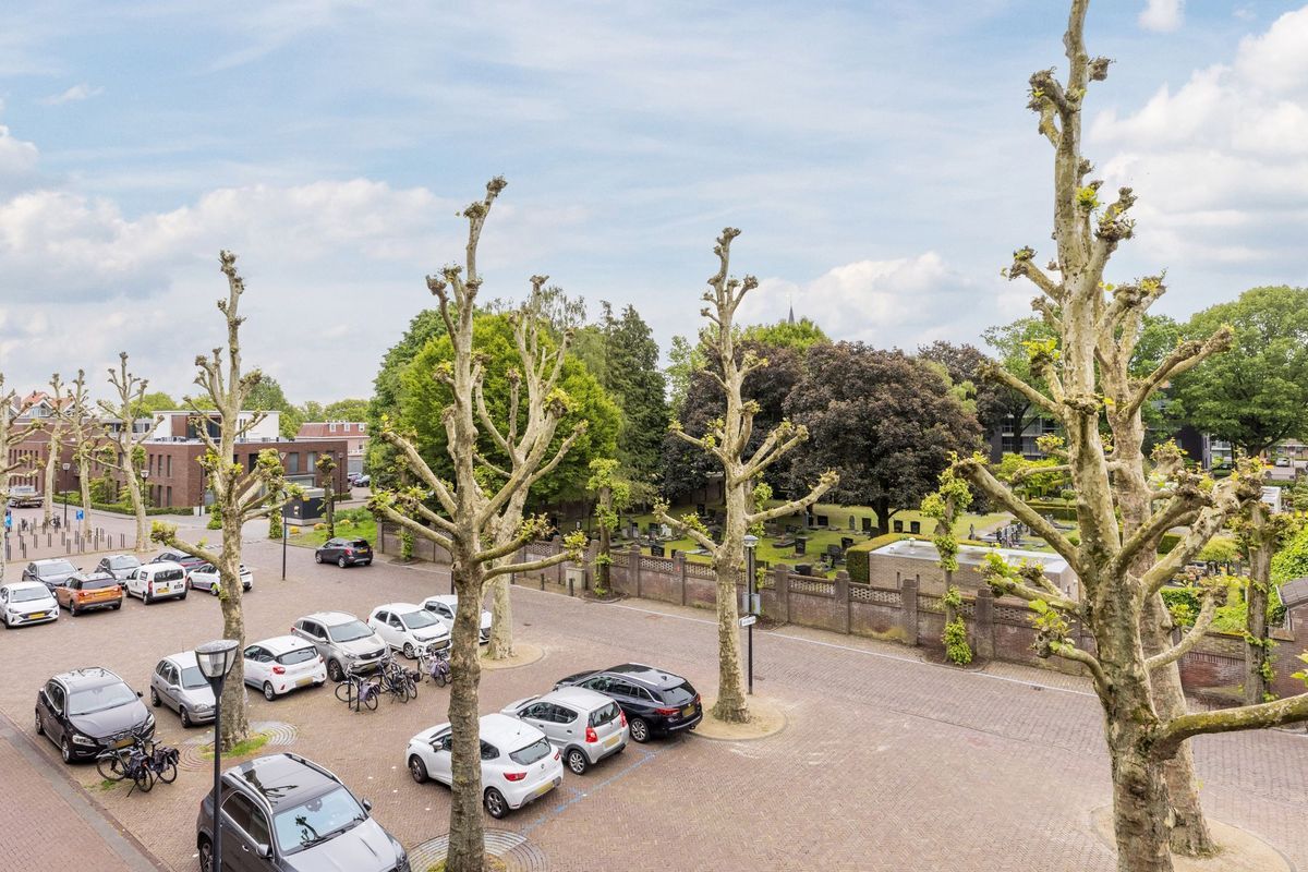 Thomas van Diessenstraat 1 - 17 Photo Blur 9