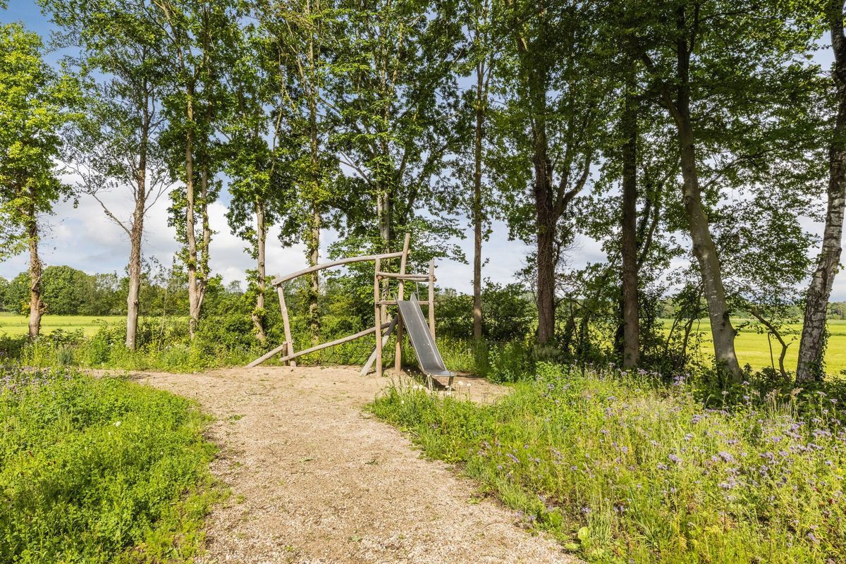 Groenkazerne 54 Photo Blur 40