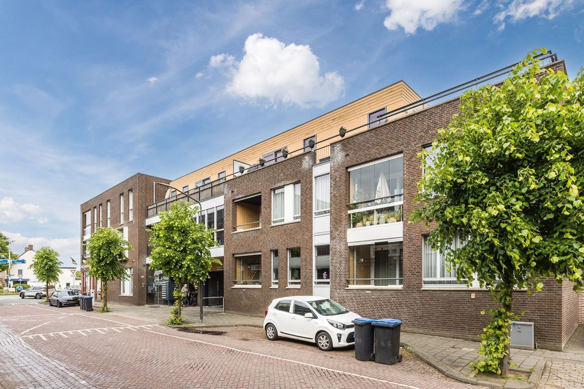 Pastoor van Beugenstraat 100 Photo Blur 0