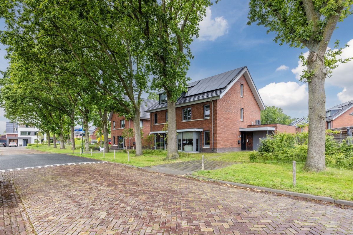 Isabella van Spanjestraat 3 Photo Blur 46
