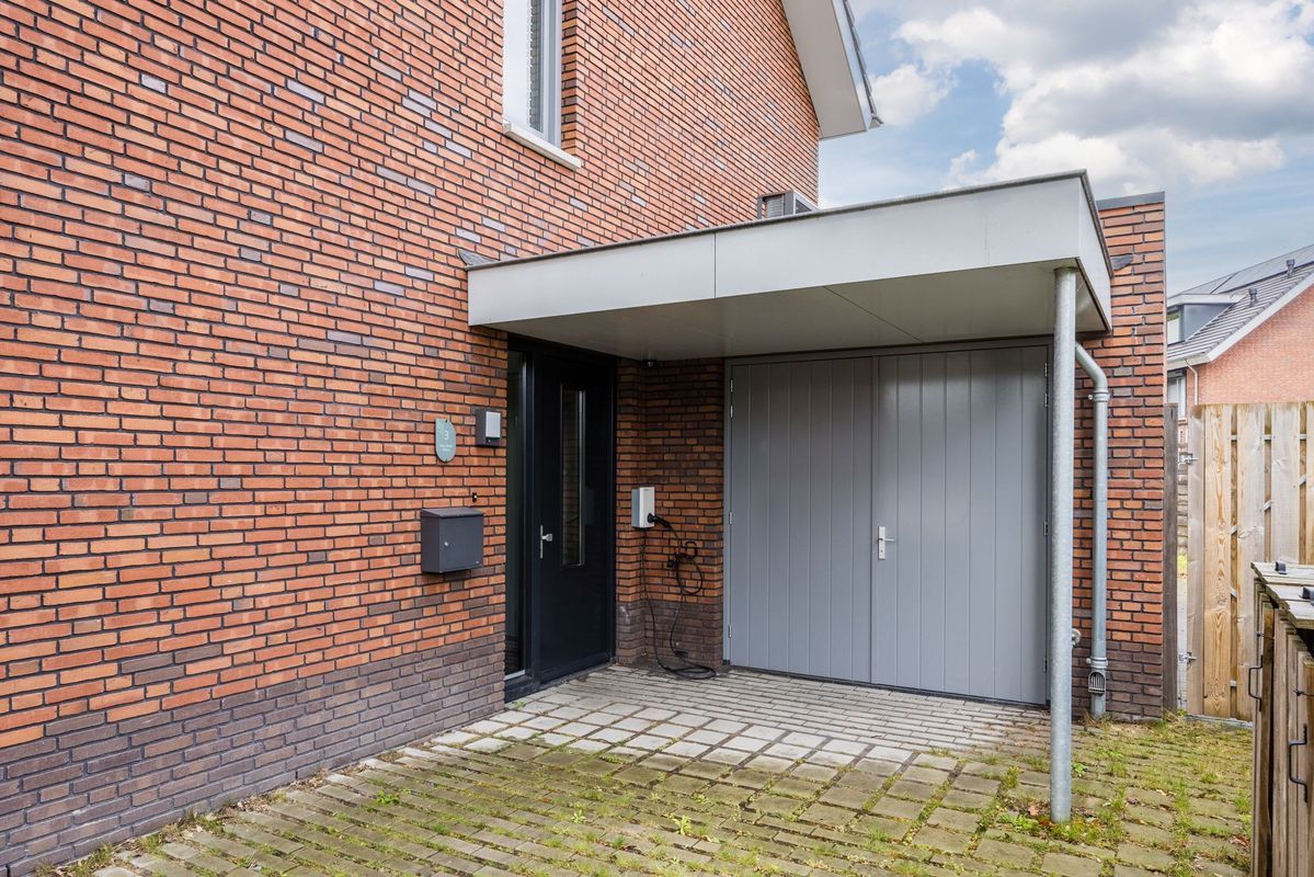 Isabella van Spanjestraat 3 Photo Blur 63