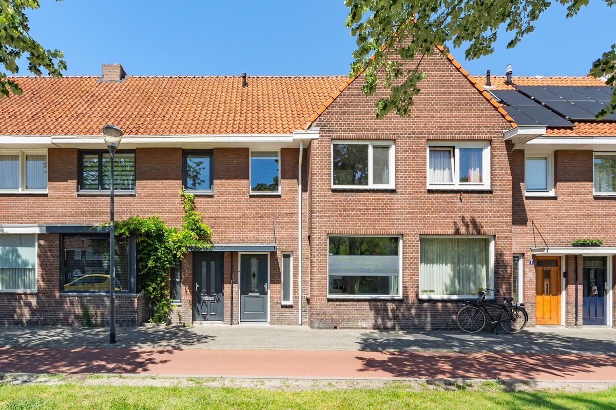 Vincent van Goghstraat 8 Photo Blur 41