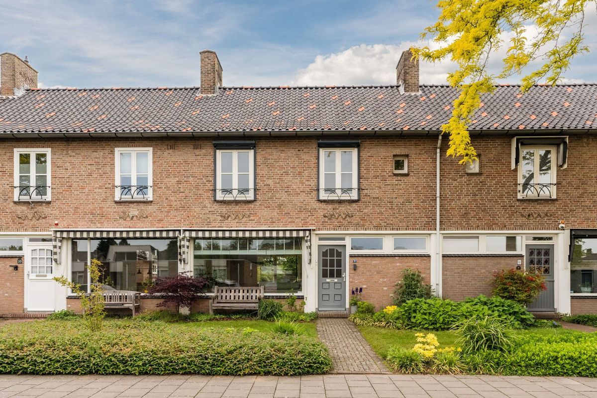 Biezenstraat 8 Photo Blur 0