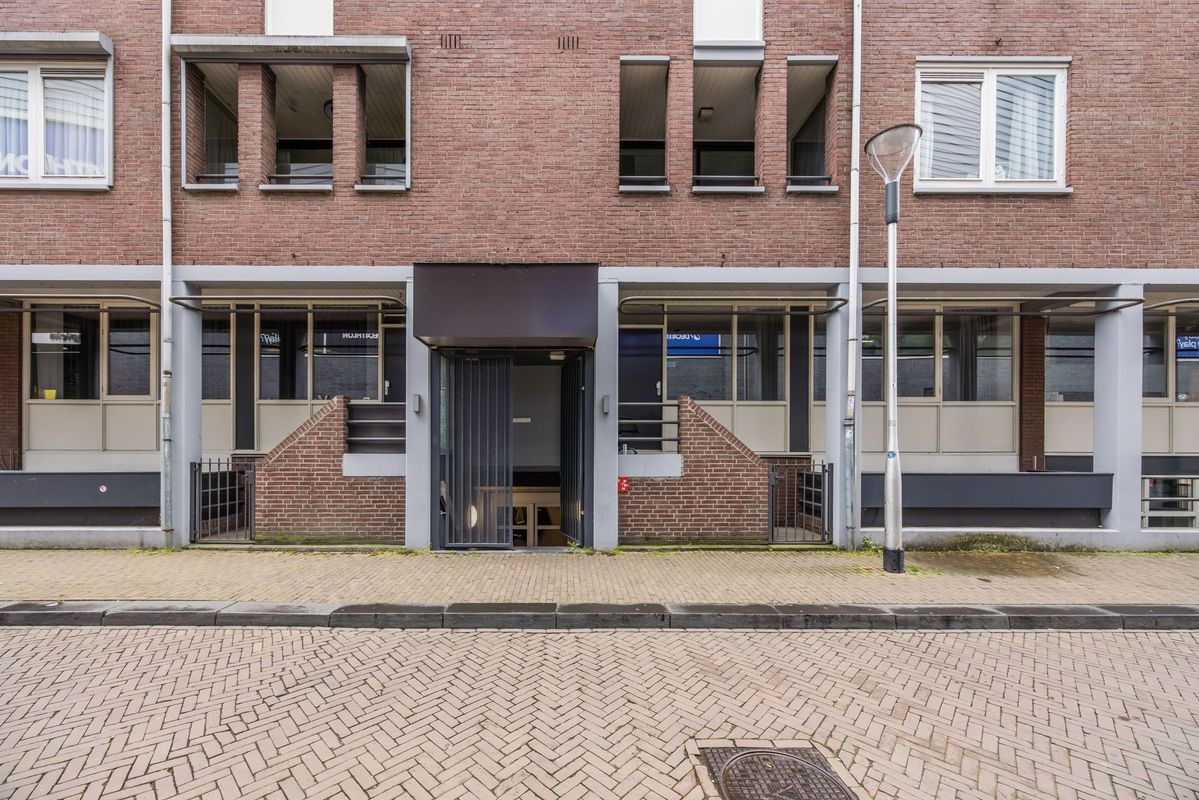 Magazijnstraat 8 - b Photo Blur 2
