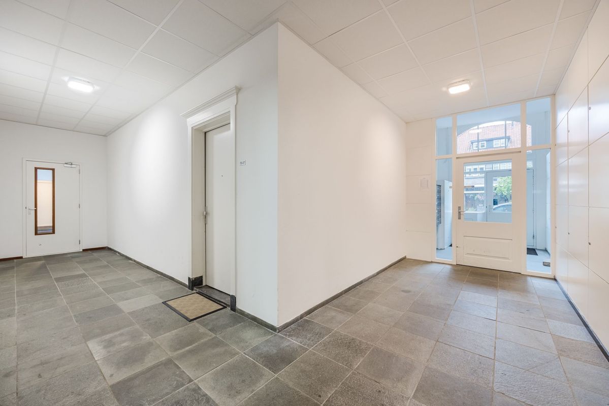 Mr. van Coothstraat 55 - 10 Photo Blur 22