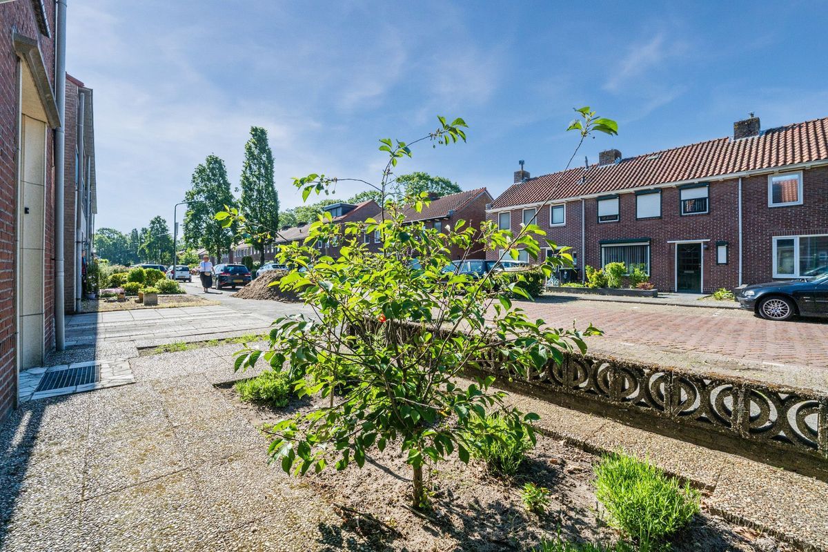 Eikenstraat 5 Photo Blur 52
