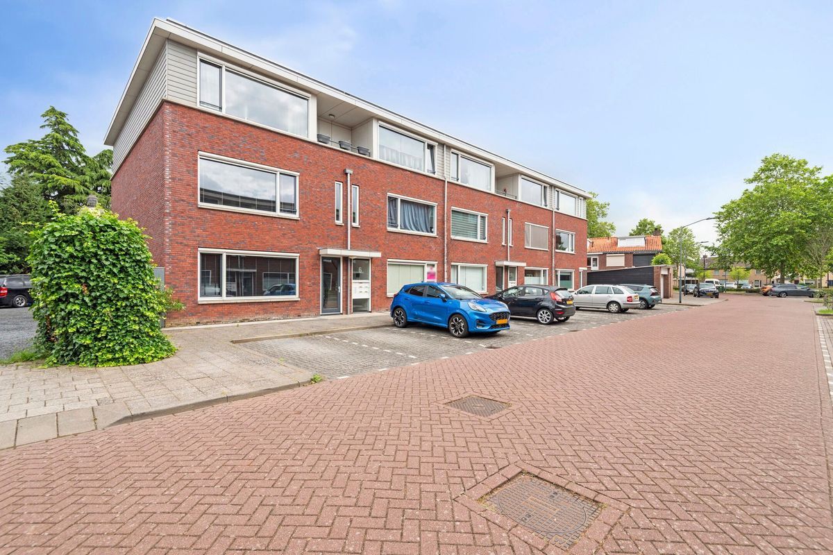 Harmoniestraat 6 - C Photo Blur 29