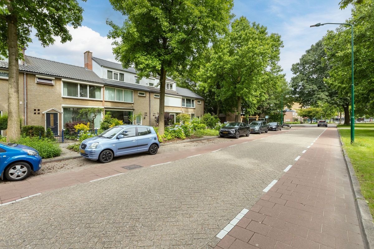 Planetenstraat 8 Photo Blur 33
