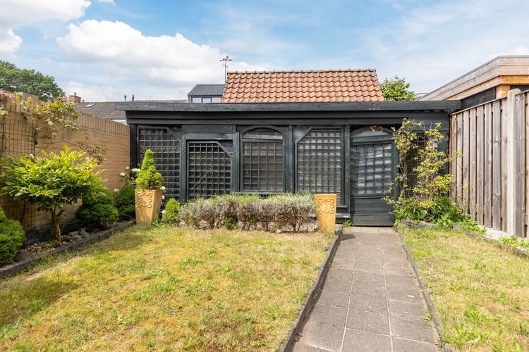 Planetenstraat 8 Photo 1