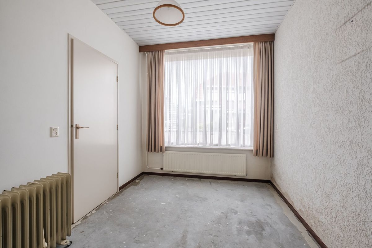 Hoog Geldrop 99 Photo Blur 14