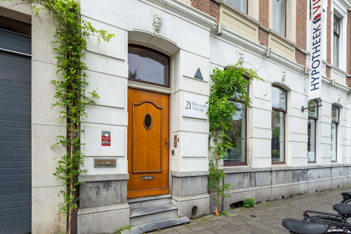 Willemstraat 21 - A1 Photo Blur 1