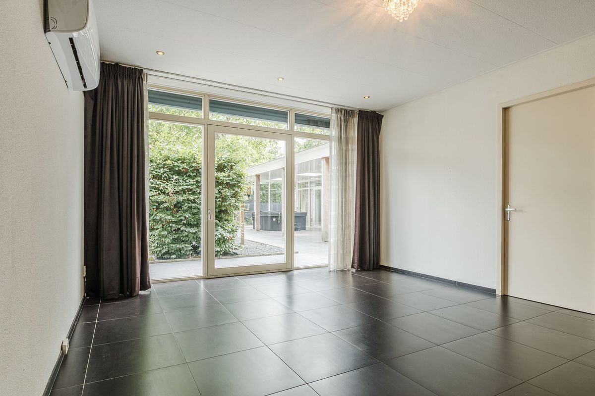 De Heiningen 19 Photo Blur 20