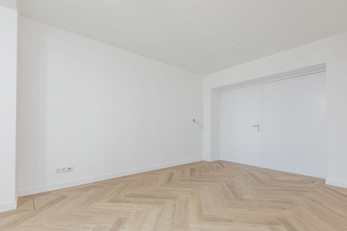Frater Paulussehof 4 Photo Blur 13
