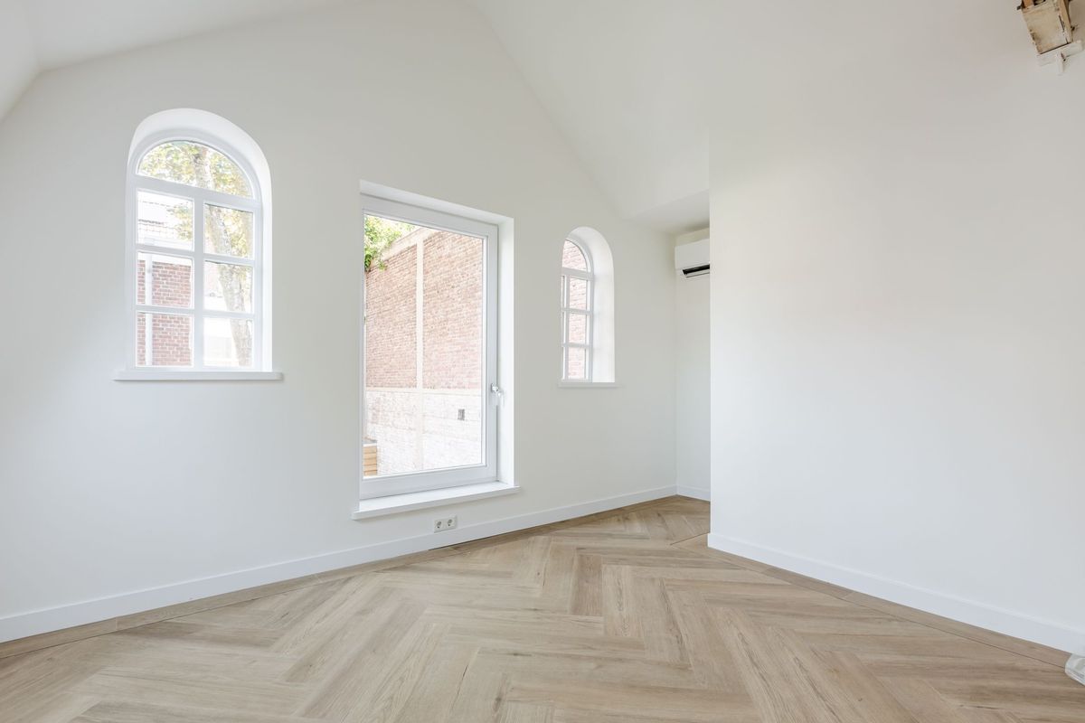 Frater Paulussehof 4 Photo Blur 18