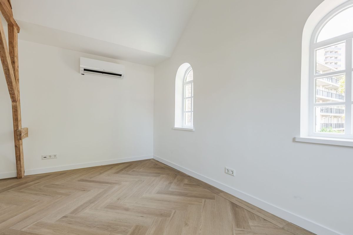 Frater Paulussehof 4 Photo Blur 21
