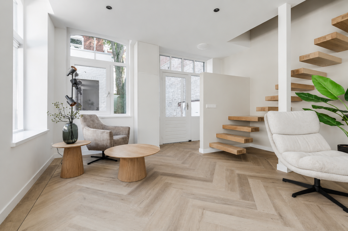 Frater Paulussehof 4 Photo Blur 5