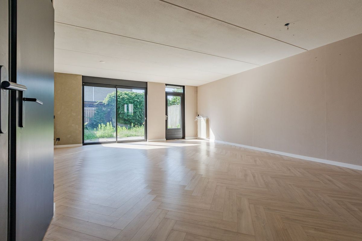 Simon Vestdijkstraat 47 Photo Blur 2