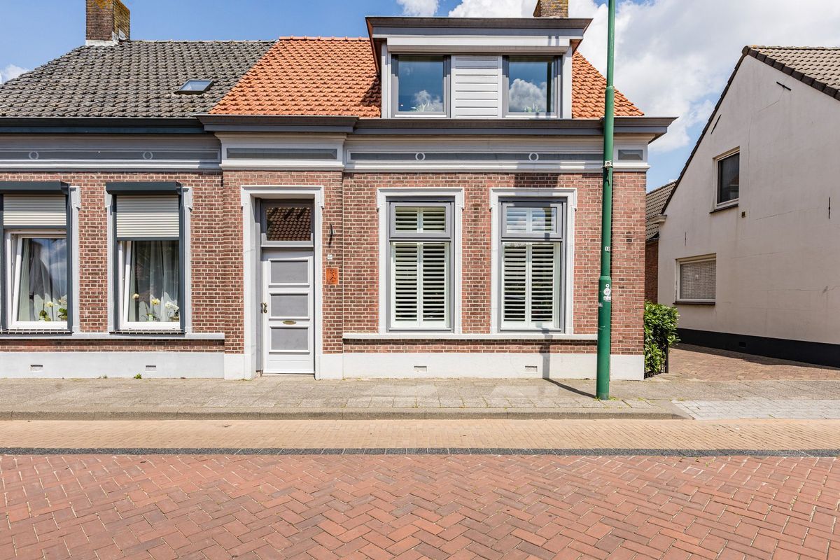 Oranjestraat 44 Photo Blur 46