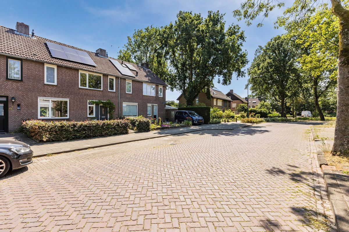 Hoeksestraat 45 Photo Blur 46