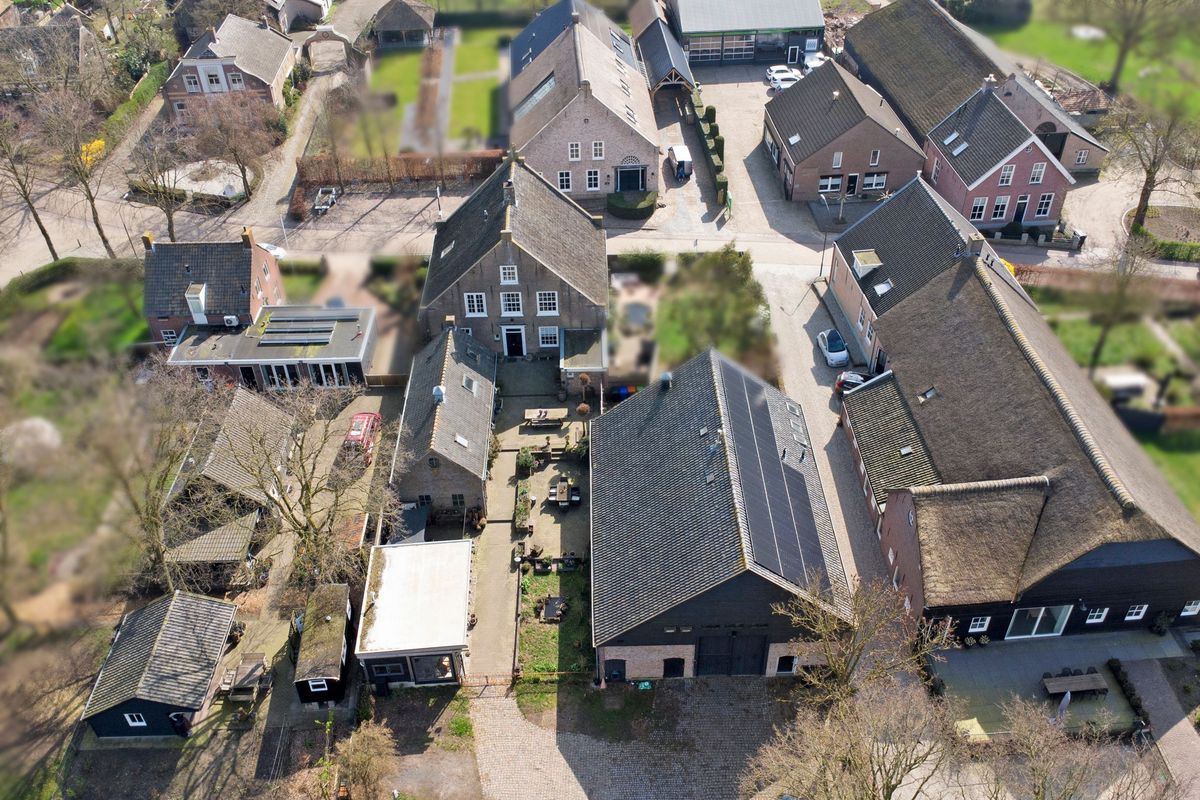 Lange Broekstraat 2 - a Photo Blur 96