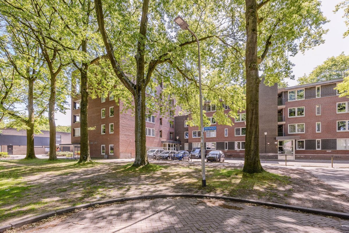 Verdiplein 81 - c Photo Blur 39