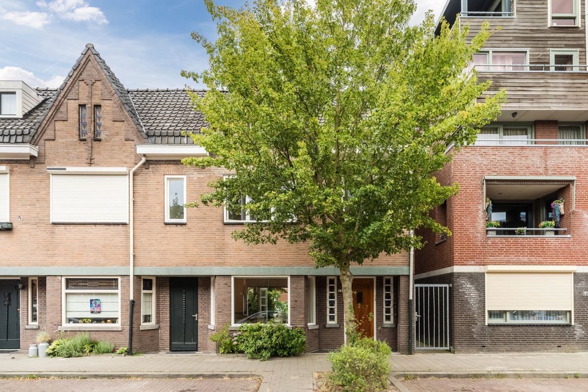 Valentijnstraat 14 Photo Blur 51