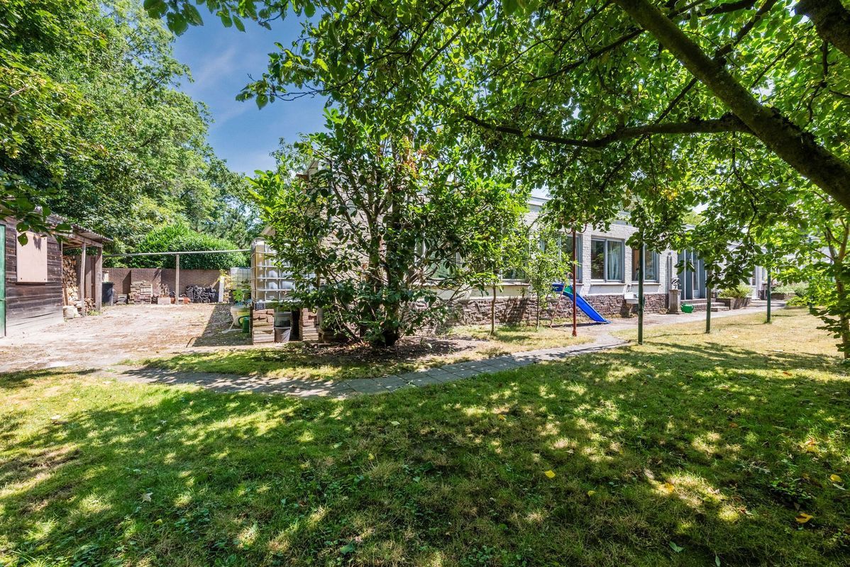 Burgemeester Verheugtstraat 49 Photo Blur 40