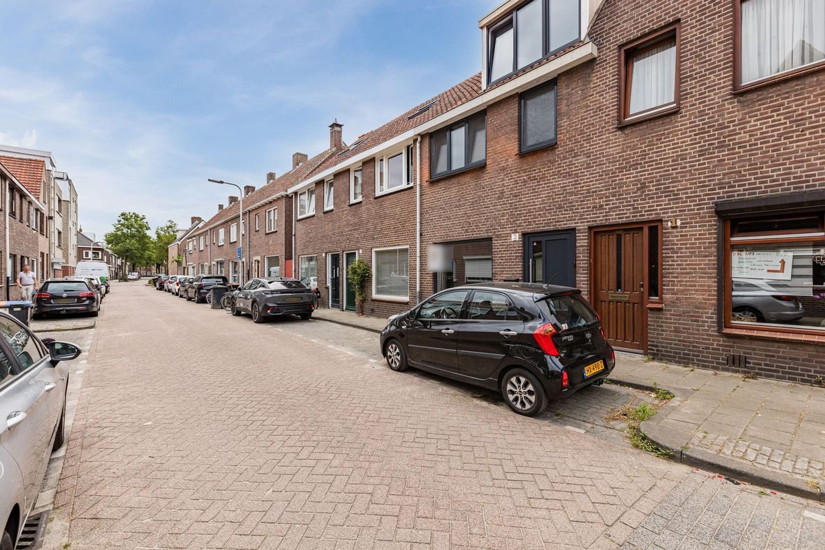 Bisschop Ophoviusstraat 5 Photo Blur 36