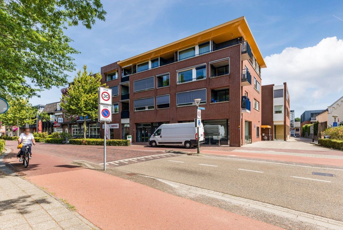 het Hooghuis 5 Photo Blur 2