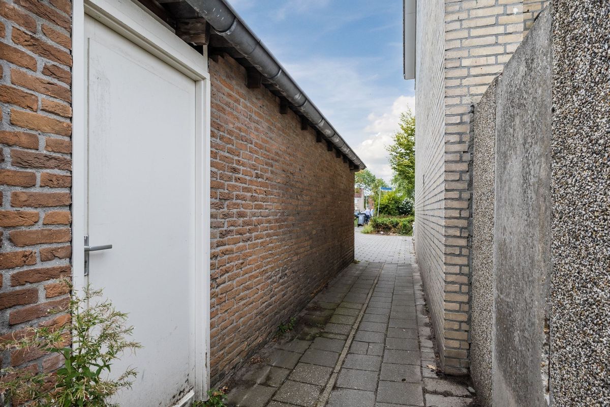 Brahmsstraat 68 Photo Blur 25