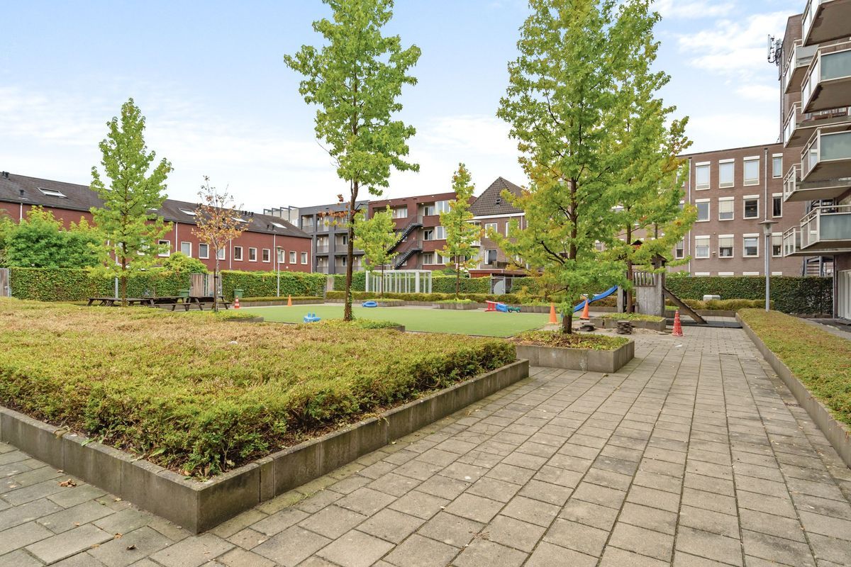 Meerten Verhoffstraat 10 - D23 Photo Blur 33