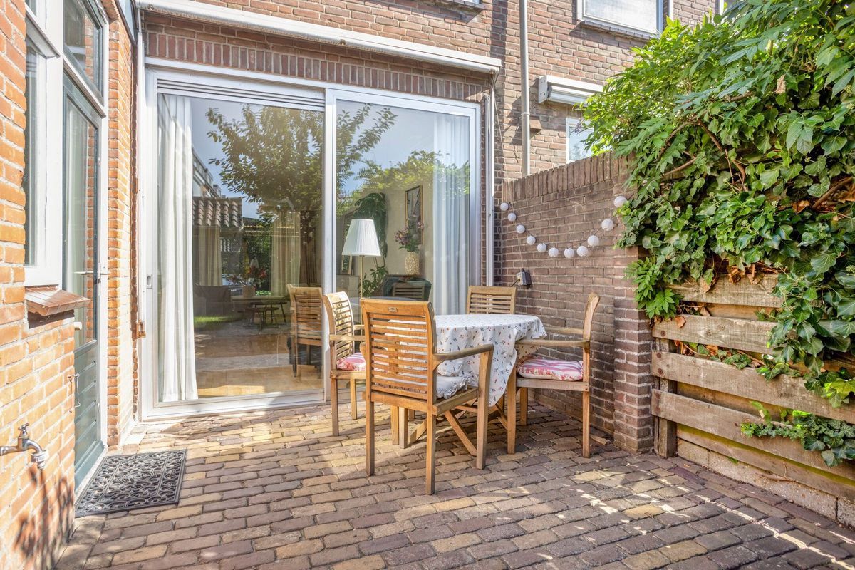 Lorentzstraat 42 Photo Blur 32