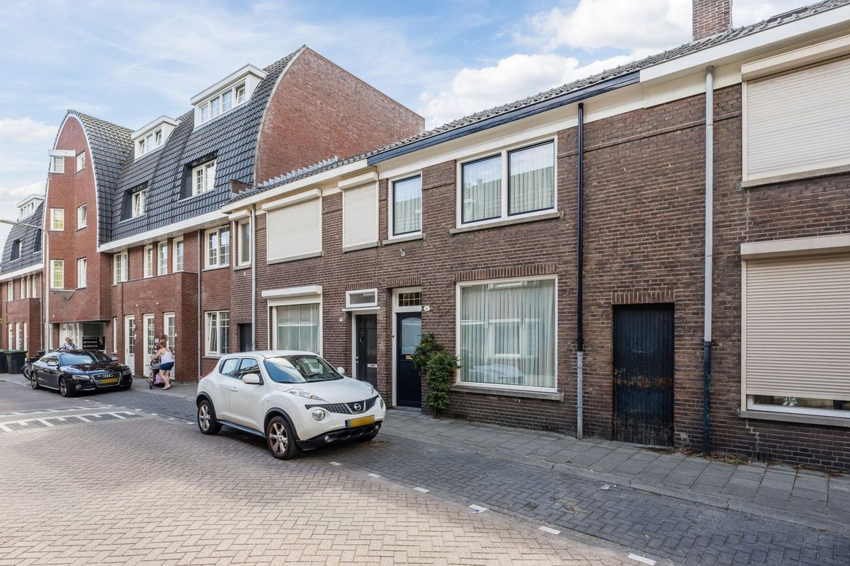 Noord-Besterdstraat 5 Photo Blur 0