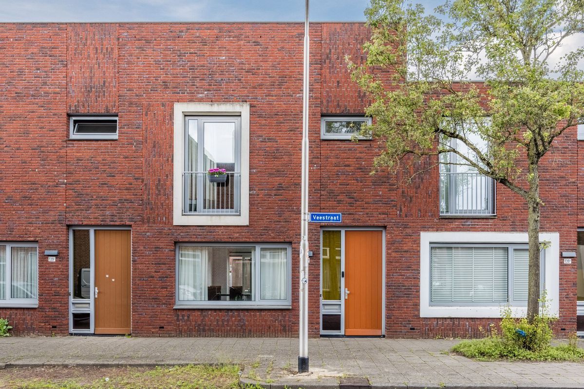 Veestraat 139 - b Photo Blur 0