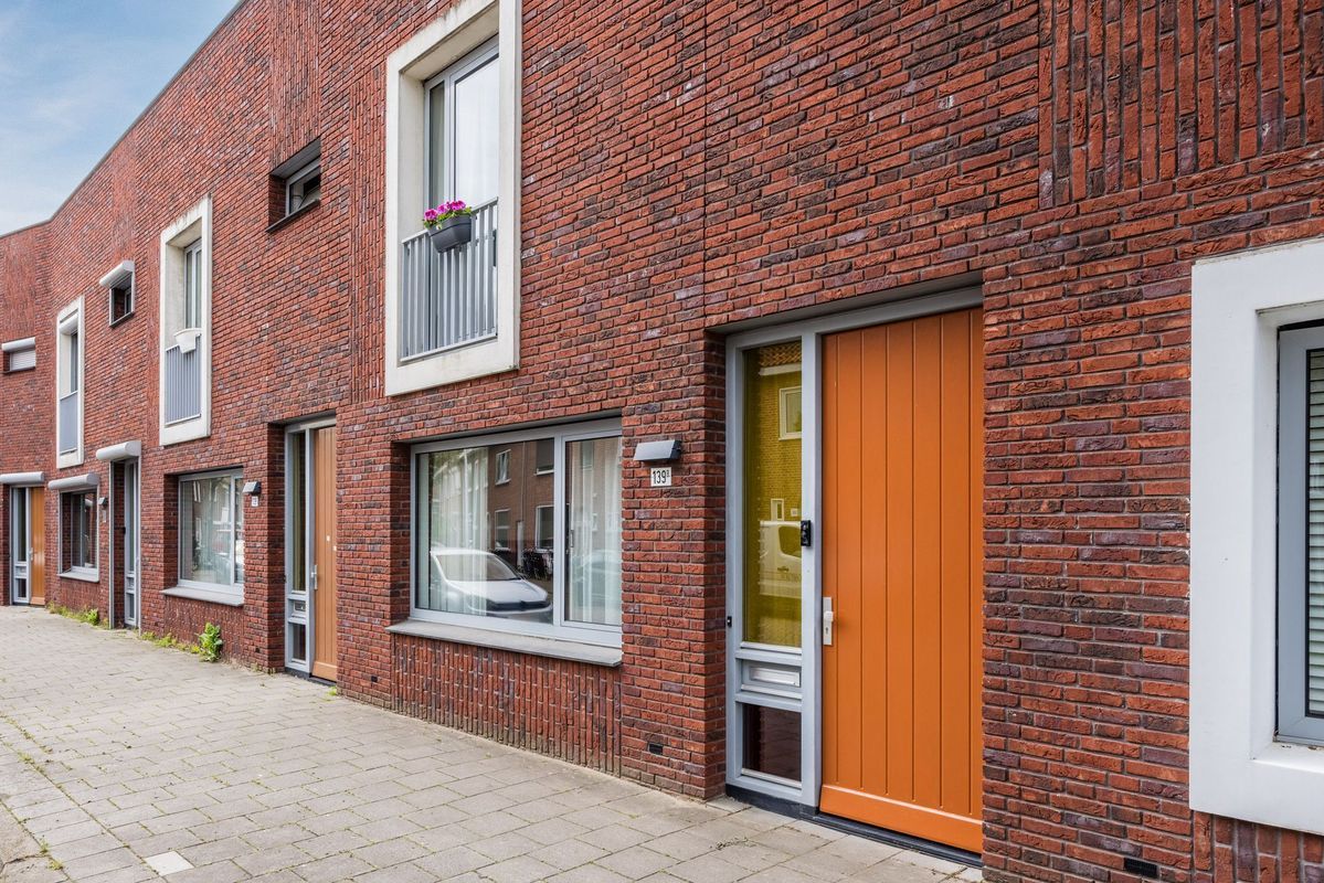 Veestraat 139 - b Photo Blur 32