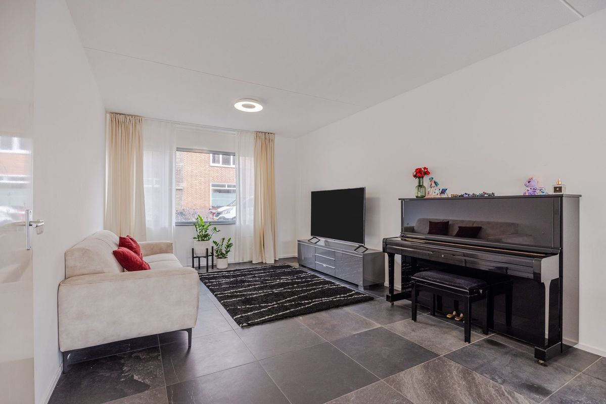 Veestraat 139 - b Photo Blur 5