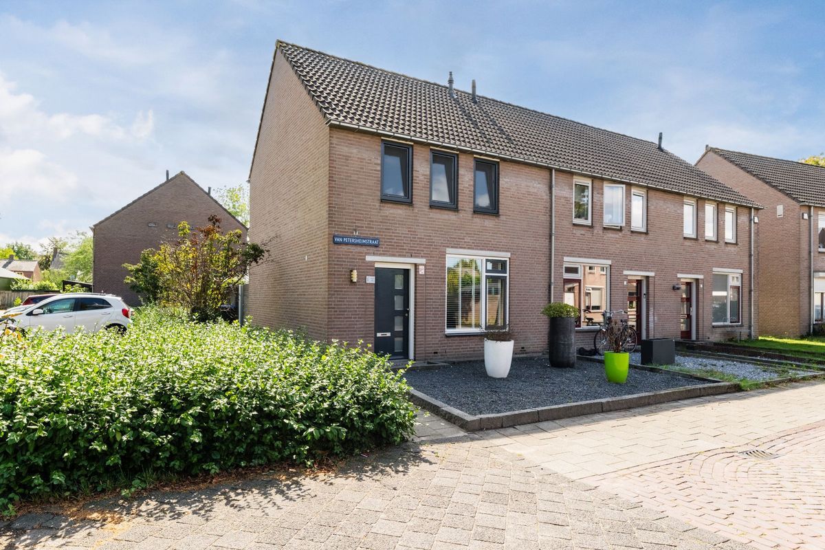 van Petersheimstraat 1 Photo Blur 35
