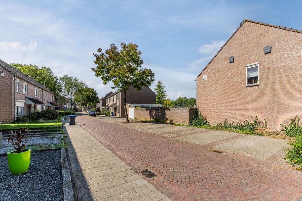 van Petersheimstraat 1 Photo Blur 36