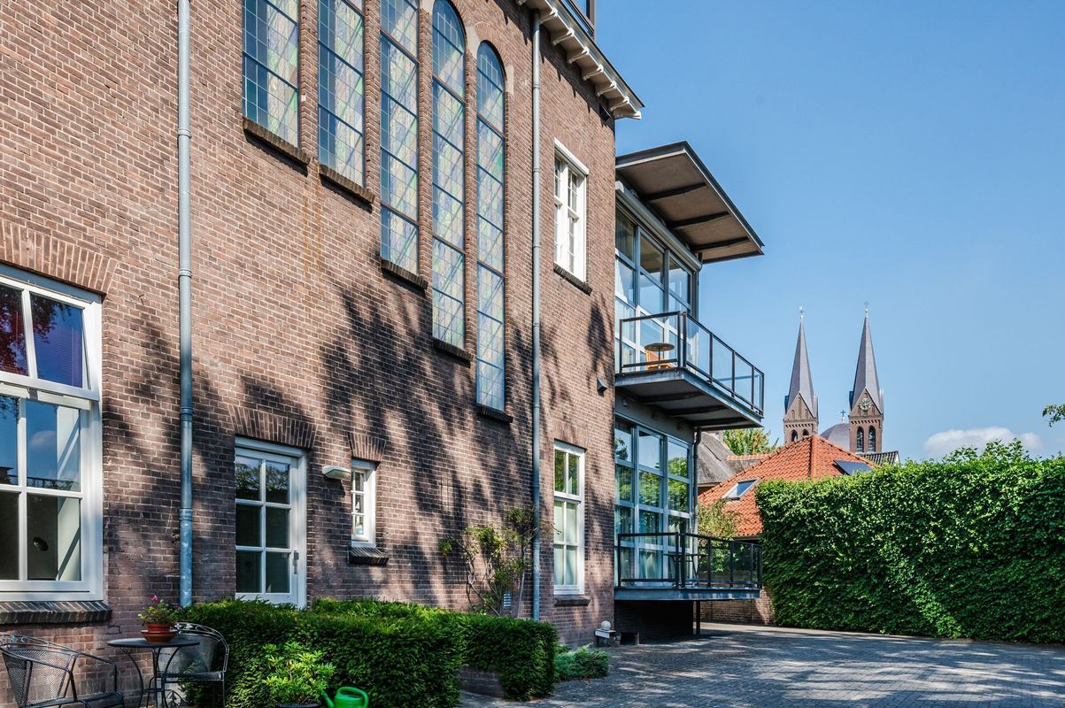 Stationsstraat 19 - B Photo Blur 66