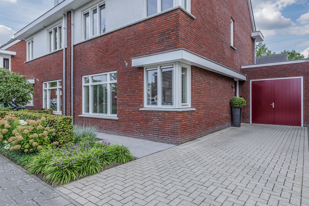 Johannes van Dreghtstraat 16 Photo Blur 48