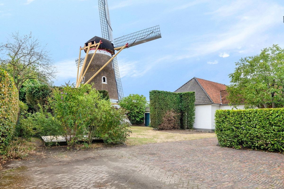 Oude Bredaseweg 19 Photo Blur 51