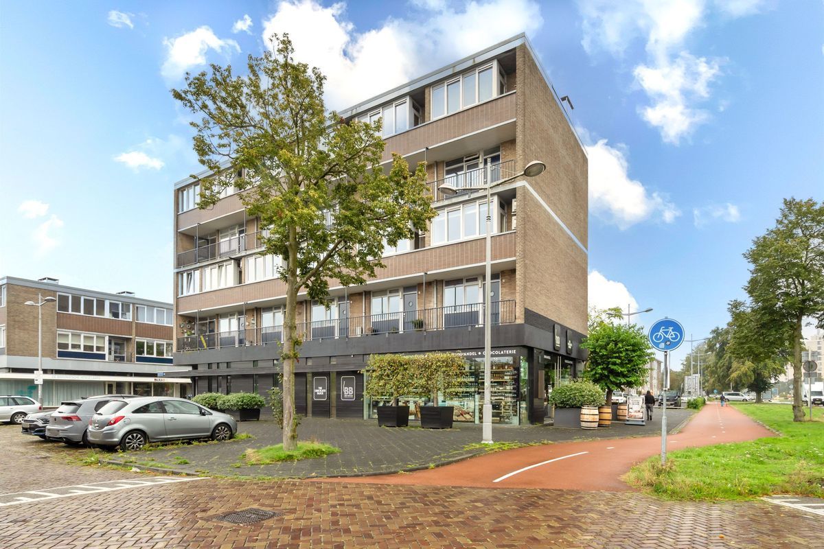 Graaf Hendrik III plein 17 - A Photo Blur 34